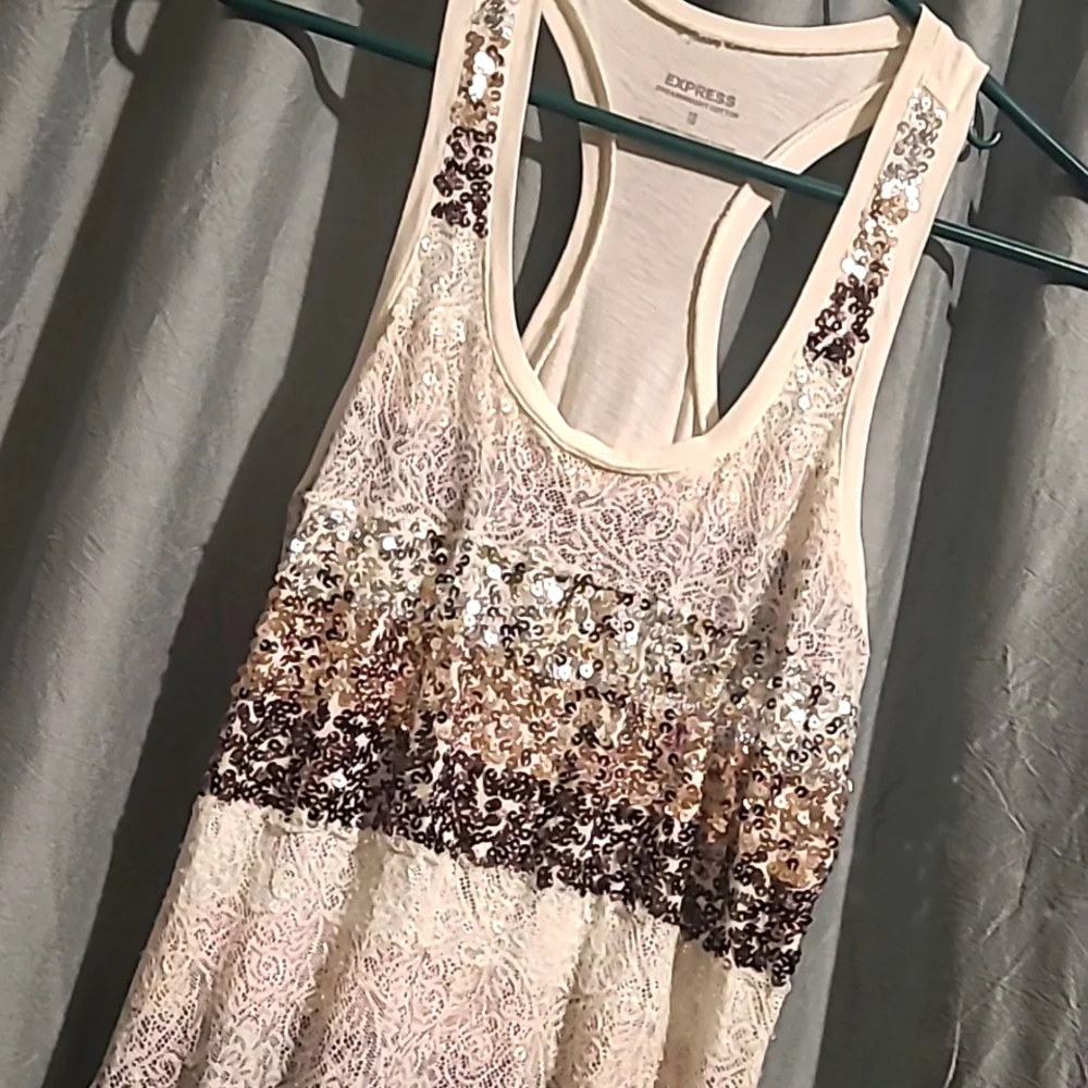 Express top - Picture 1 of 4